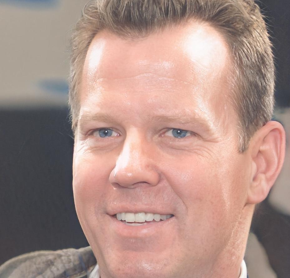 Thomas Müller, Investment Banking Director